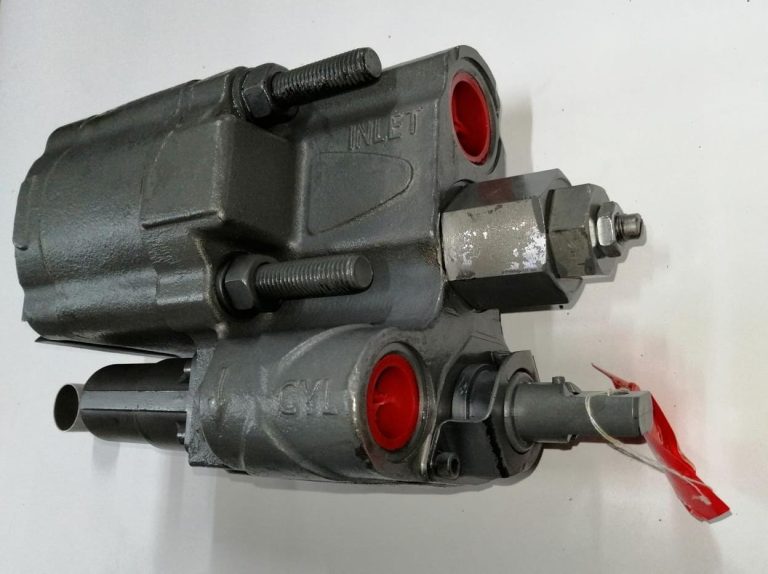 BOMBA INCORPORADA GRANDE CON CILINDRO AIRE