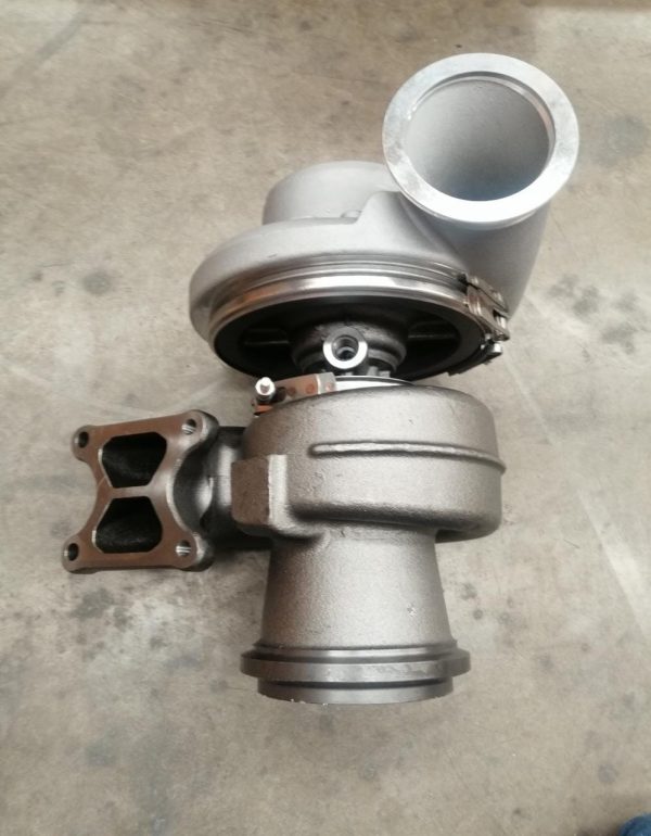 29-1-93-3.jpg TURBO ISX SIN VALVULA HX55